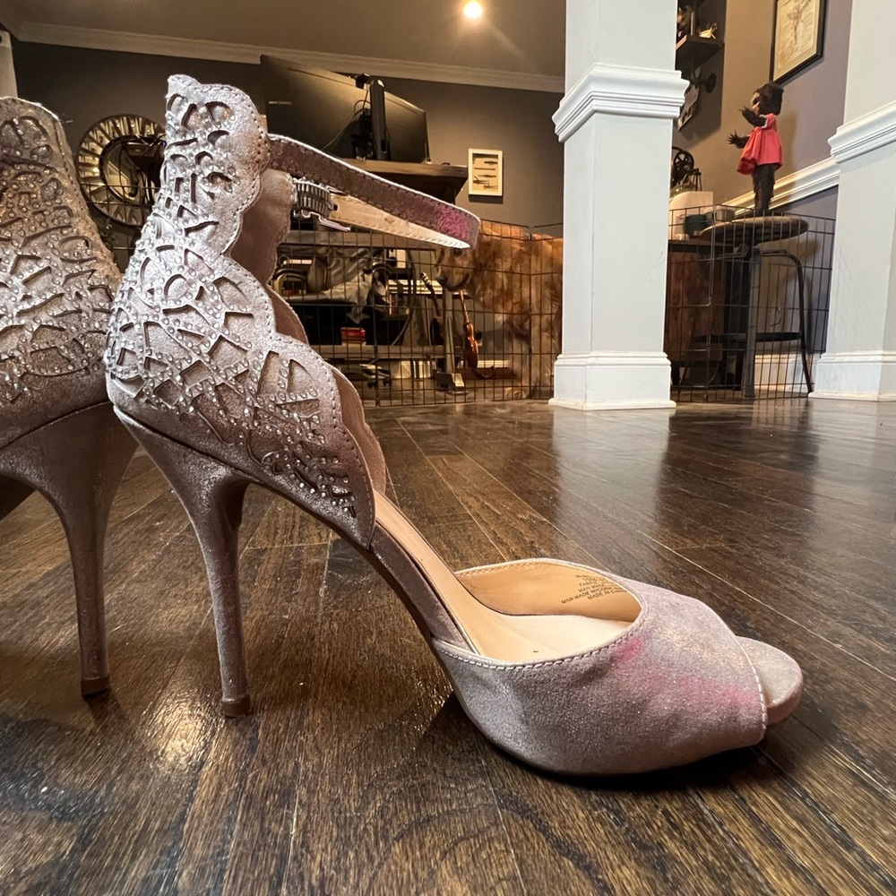 Stunning size 10 high heels.